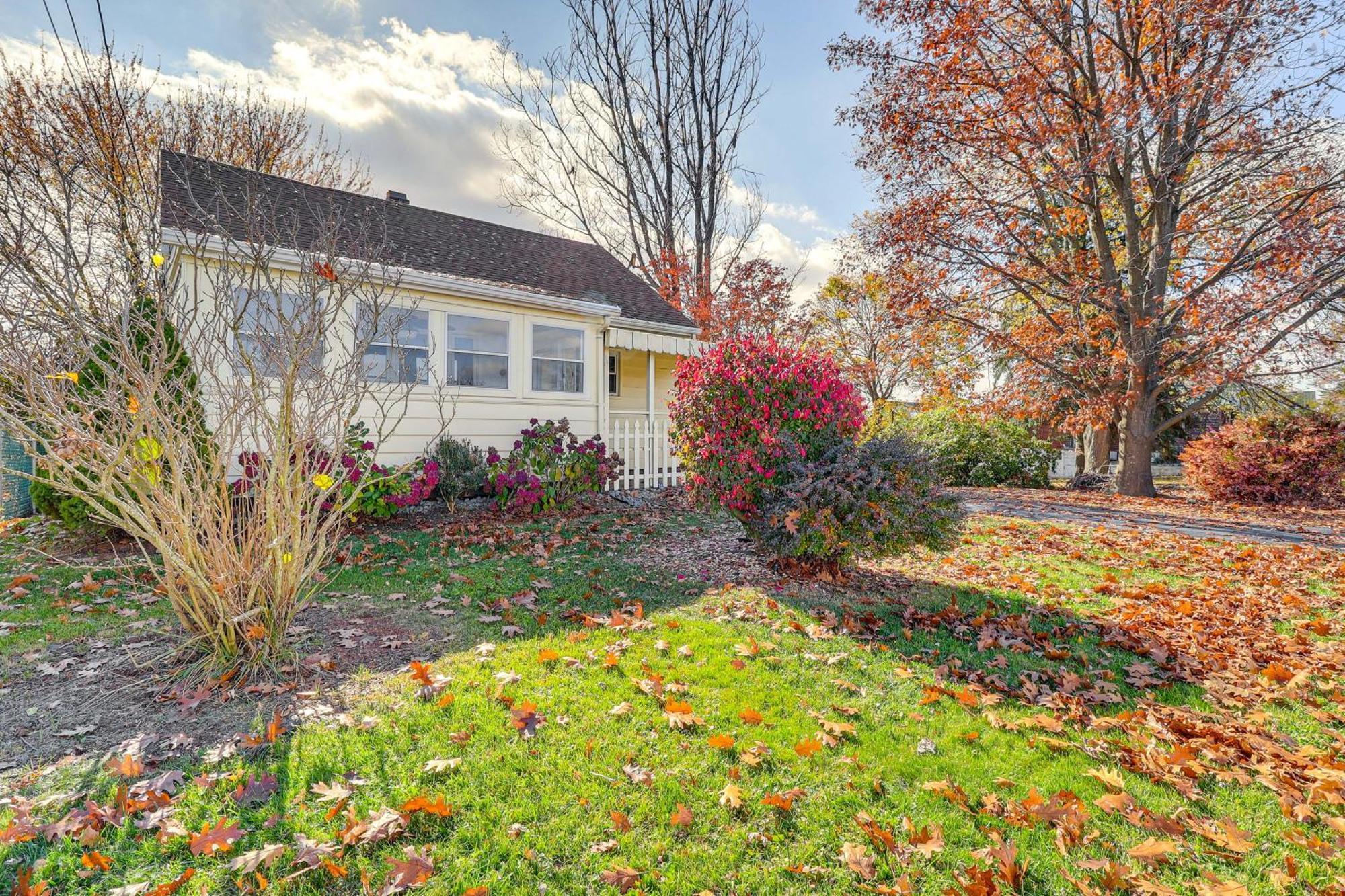 Game And Fire Pit Home! Holiday home West Mifflin